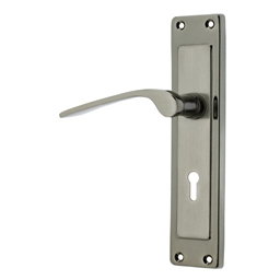 M7F20 - 3 Lever Lockset Aristata 8"